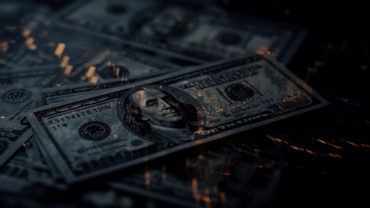 Notas de dólar sobre gráfico de candles representando gestão de risco no mini dólar